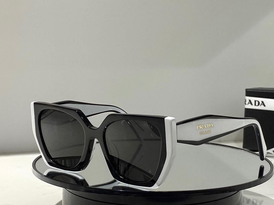 Prada SPR 15W-F