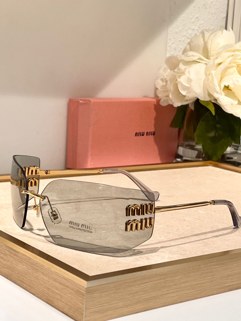 Light Grey miu